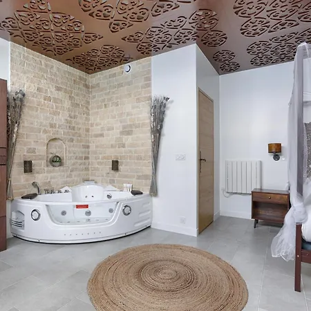 Mykeypers - Lovely With Jacuzzi * París