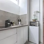 Mykeypers - Lovely With Jacuzzi Apartment *