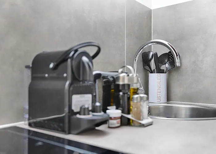 Mykeypers - Lovely With Jacuzzi アパート *