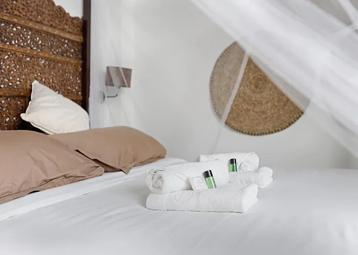 Mykeypers - Lovely With Jacuzzi * パリ